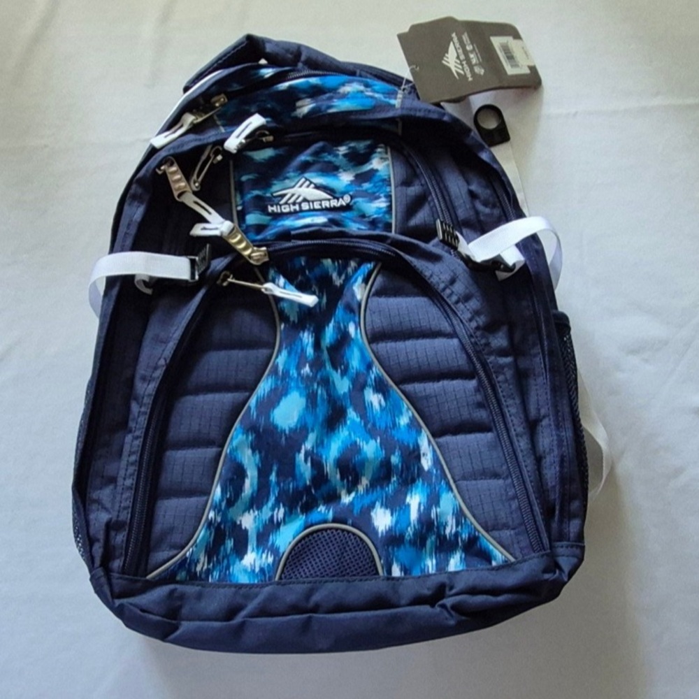 High Sierra Swerve Computer Backpack color Navy size One.